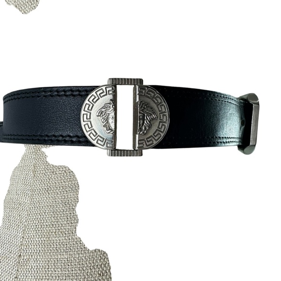 Rare Genuine GIANNI VERSACE Black Leather Relief Joint Medusa Unisex Belt 40 main image 14